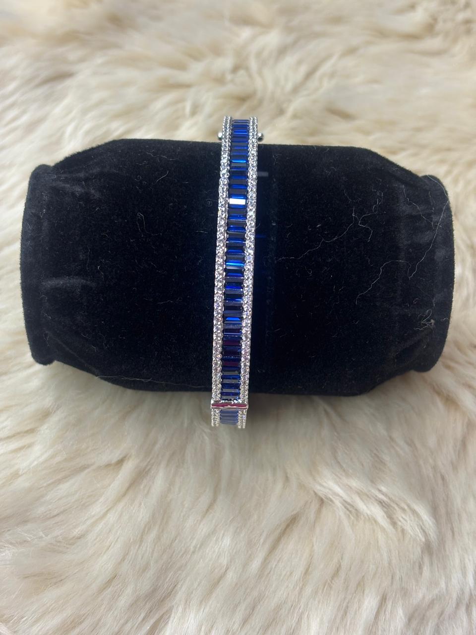 Royale blue bracelet
