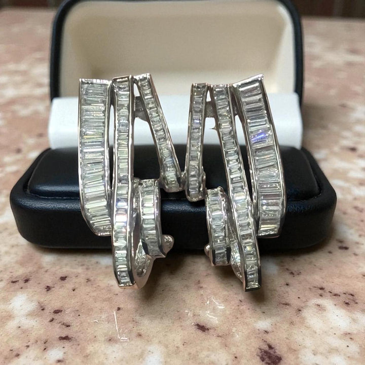 loop design earrings