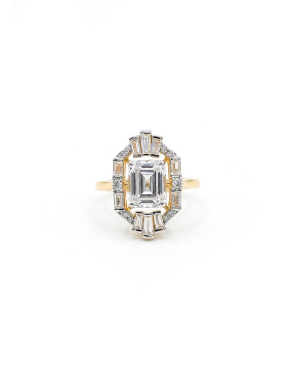 Diamond shapped ring