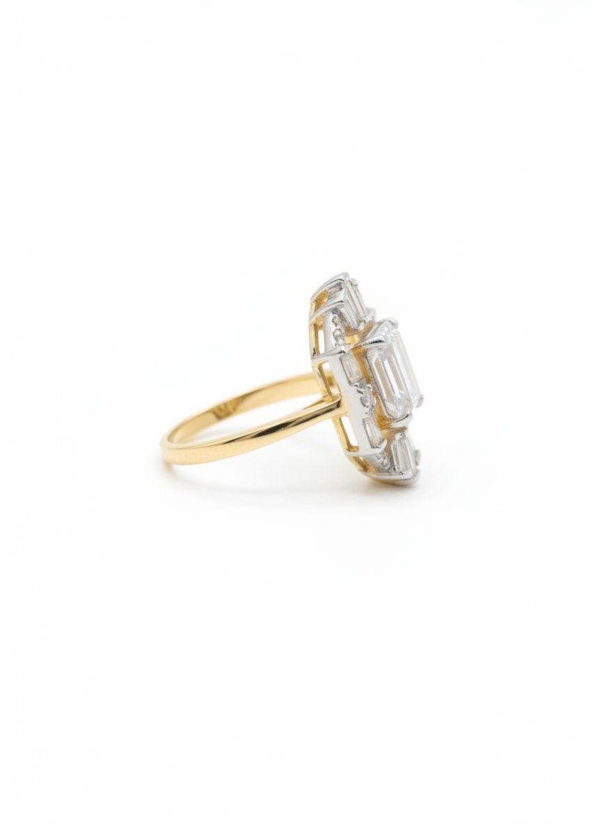 Diamond shapped ring