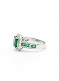 Emerald Stud Gemstone Silver Ring | Zeya Luxe Jewels